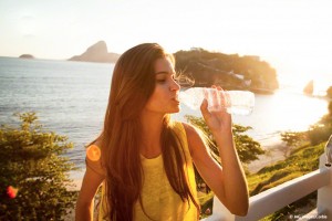 Boire trop d’eau serait dangereux pour la santé !