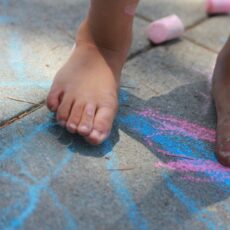 Earthing : les bienfaits de marcher pieds nus