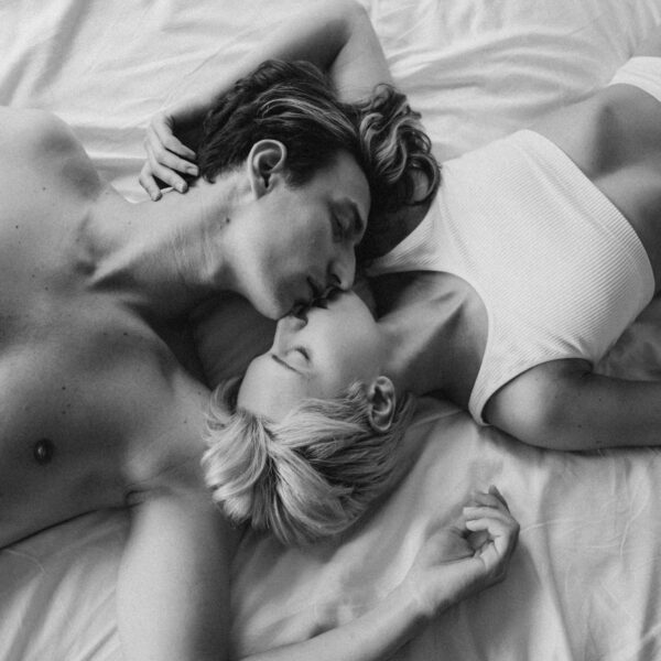 On couche ensemble, mais on n’est pas un couple !