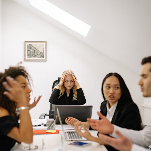 Contrôler ses émotions au travail