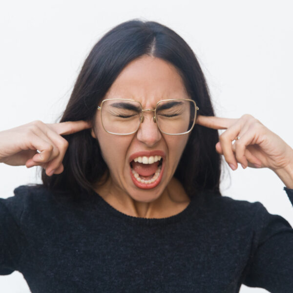 Hystérie chez les femmes : Déconstruire les stéréotypes et les préjugés