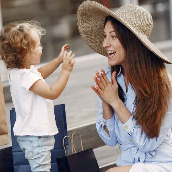 Communication efficace avec les enfants : clés pour une interaction réussie