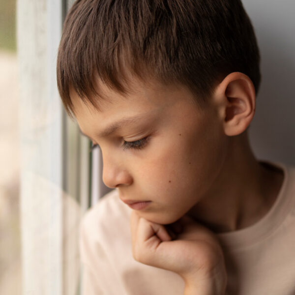 Ma mère ne m’a jamais soutenu(e) : comment avancer ?