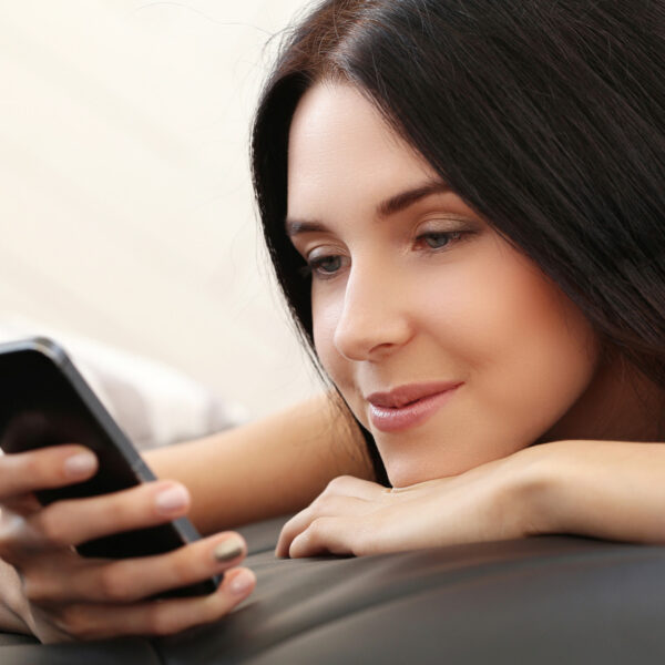 Ce que vos habitudes d'envoi de SMS révèlent sur votre style d'attachement