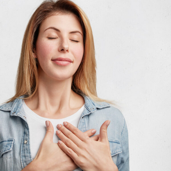 L’intégration posturale aide à détendre le corps et à soulager les tensions physiques