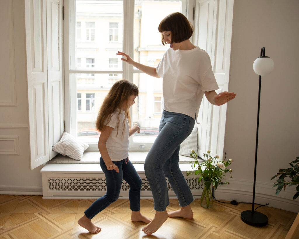 Parent strict ou parent cool : quel équilibre trouver ?