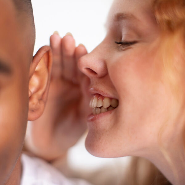 Parler pour comprendre, écouter pour aimer