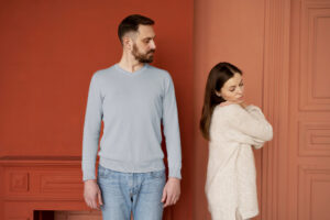 Pourquoi certaines femmes trompent-elles pour sauver leur couple ?