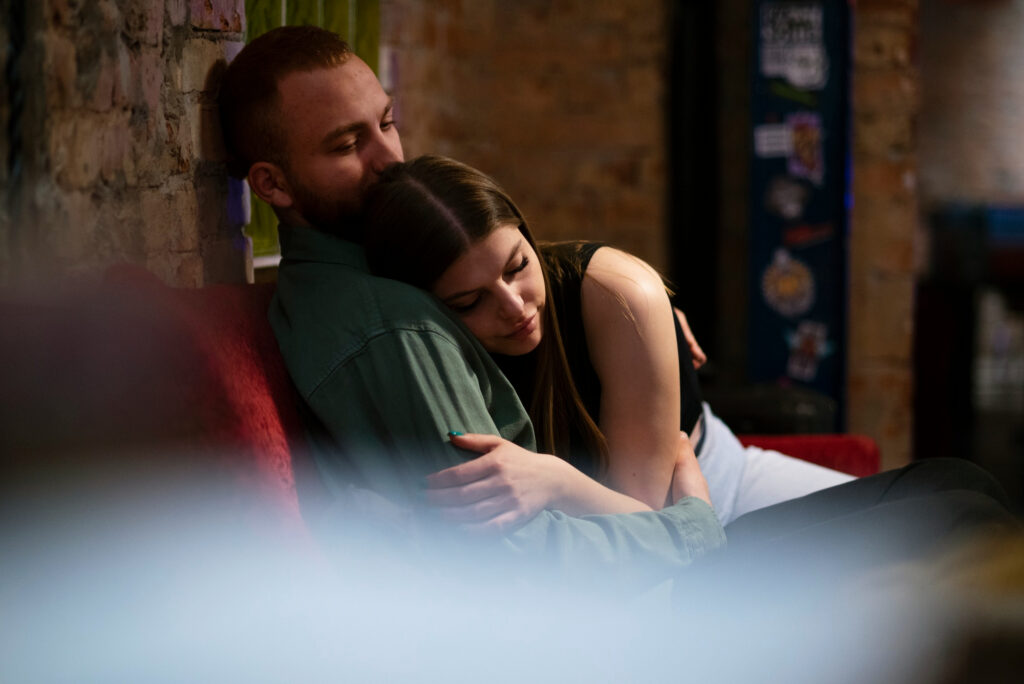 Amour et dépendance affective : comment éviter de s’attacher trop vite dans une relation naissante ?