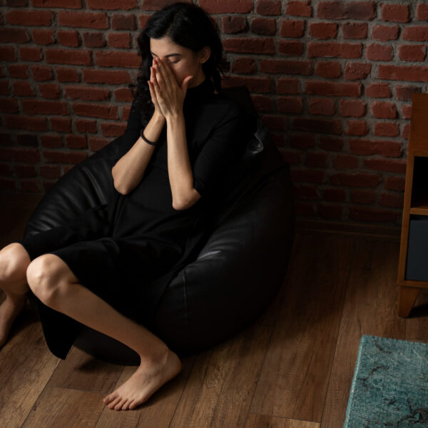 Définition de la peur de l’abandon : comprendre cette angoisse qui fragilise les liens