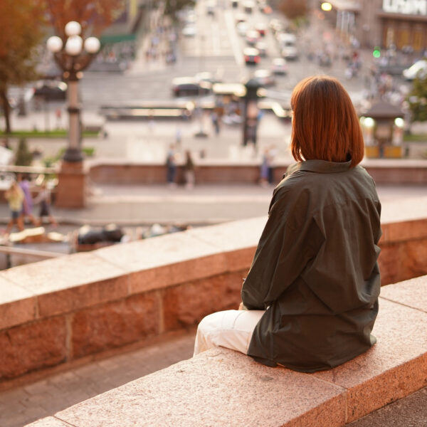 Pourquoi les gens ne m’aiment pas ? Comprendre le rejet social et ses causes profondes