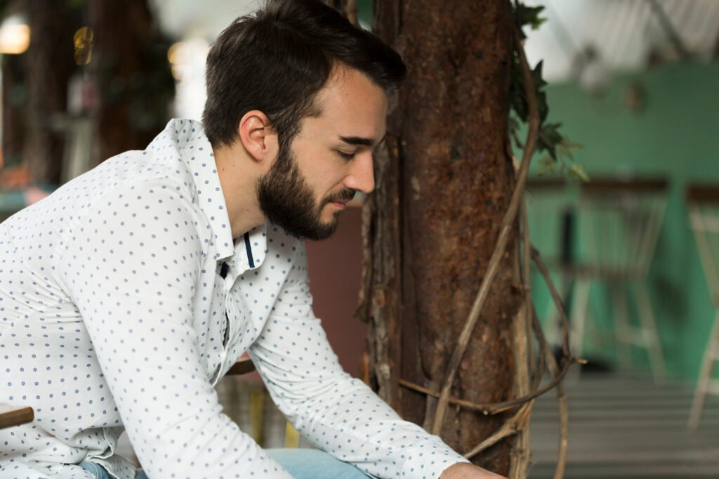 Comment nos pensées influencent la dépression ?