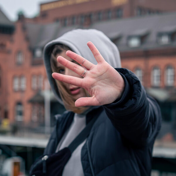 Agoraphobie et isolement : comment éviter de se couper du monde ?