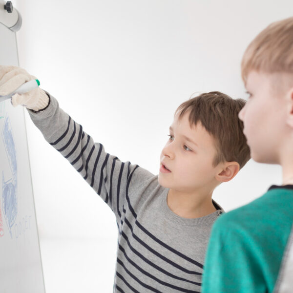 Comment aider son enfant à bien s’intégrer à l’école ?