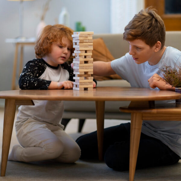 Thérapie familiale systémique et adoption : reconstruire un équilibre après l’arrivée d’un enfant