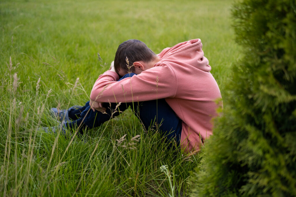 Dépression et isolement social : un cercle vicieux à rompre