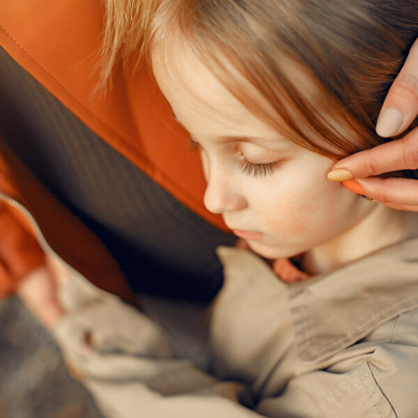 Santé mentale des enfants et des jeunes en Europe : un enfant sur sept concerné, des soins encore trop fragmentés