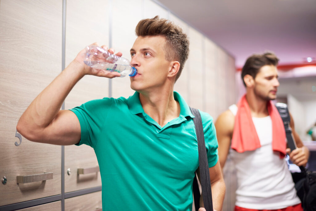 Hydratation et performance sportive : pourquoi l’eau fait la différence ?