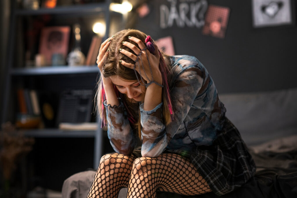 La peur du jugement social, au cœur de la phobie sociale