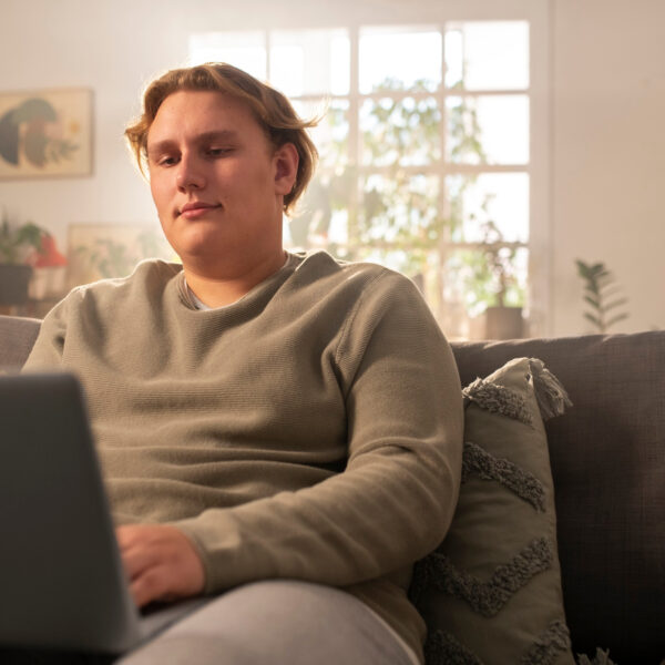 La thérapie en ligne est-elle aussi efficace contre l’anxiété et la dépression ?