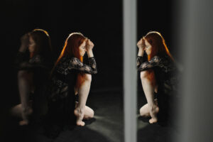 Pourquoi la peur devient-elle incontrôlable pendant une crise phobique ?