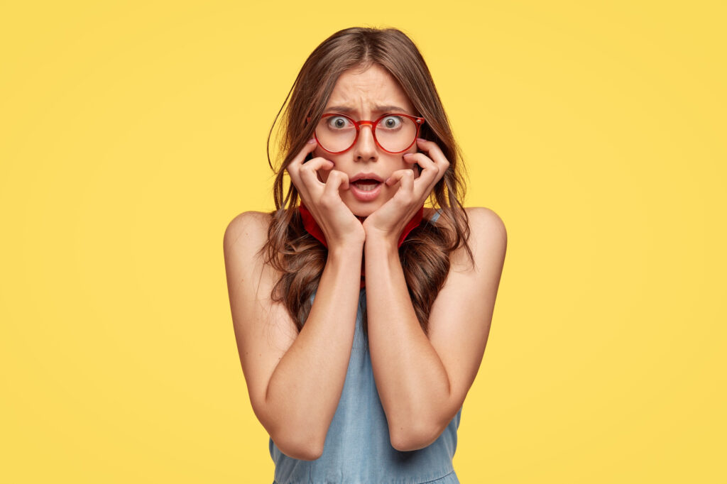 Tremblements et sudation excessive : des signes révélateurs d’une phobie