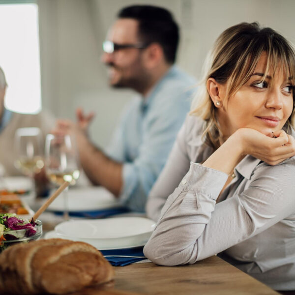 Pourquoi les fêtes de famille provoquent-elles souvent des tensions ?