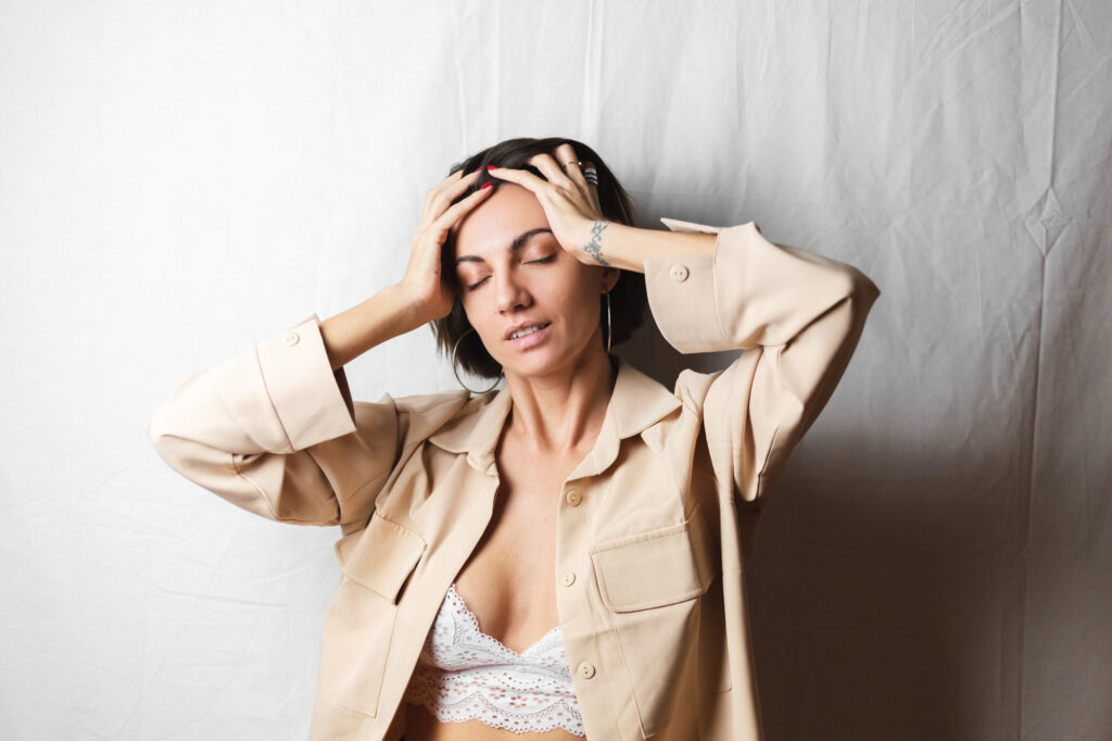 Pourquoi le stress peut-il provoquer des troubles hormonaux ?