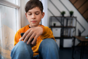 Face à une addiction visible, comment parler sans fermer la porte