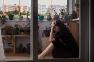 Isolement social et mal-être émotionnel, ce qui se fragilise quand les liens se raréfient