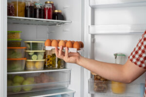 Dates limites, lots et grands formats, acheter la bonne quantité sans remplir inutilement le frigo