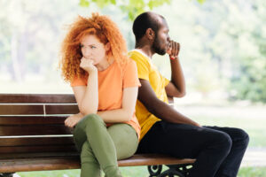 Dépression d’un proche : ces phrases qui peuvent aggraver le silence
