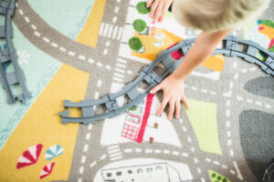 Jeux d’imitation, les enfants rejouent le monde des adultes