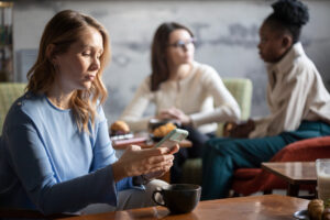 Prévenir les addictions, ce que les stratégies efficaces ont vraiment en commun