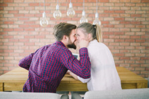 Tester son partenaire fragilise la confiance dans le couple