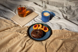 Collation du soir, rituel rassurant ou mauvais réflexe avant de dormir ?