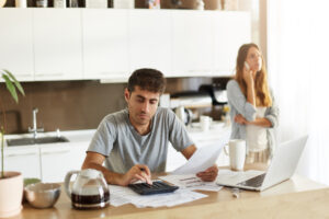 Après une séparation, rebâtir le budget familial entre deux logements