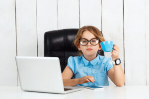 Argent numérique chez les enfants, gérer une carte et les achats en ligne sans perdre la notion du budget