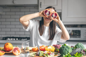 Énergie et concentration au quotidien : le vrai rôle de l’alimentation