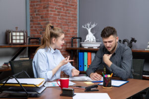 Conflit au travail et rumination, ces discussions qui continuent après le bureau